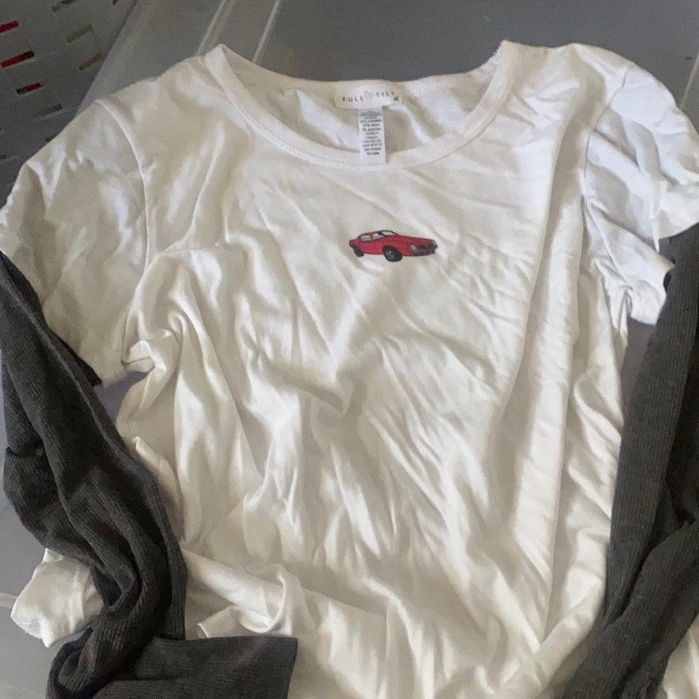 never worn, bought from tillys.